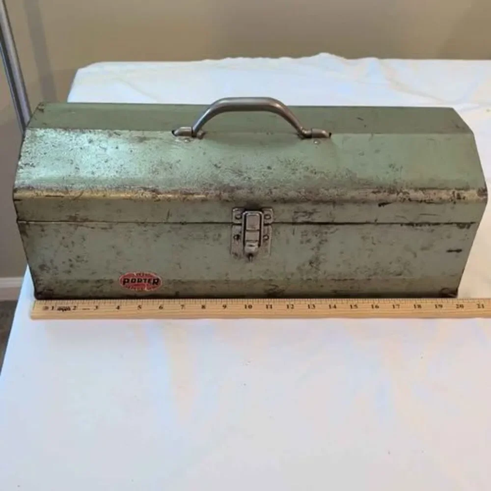 Vintage Porter Handy Tool Box 20